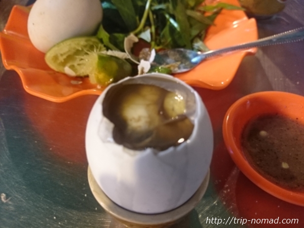 カンボジア『ポンティアコーン』スープたっぷり画像