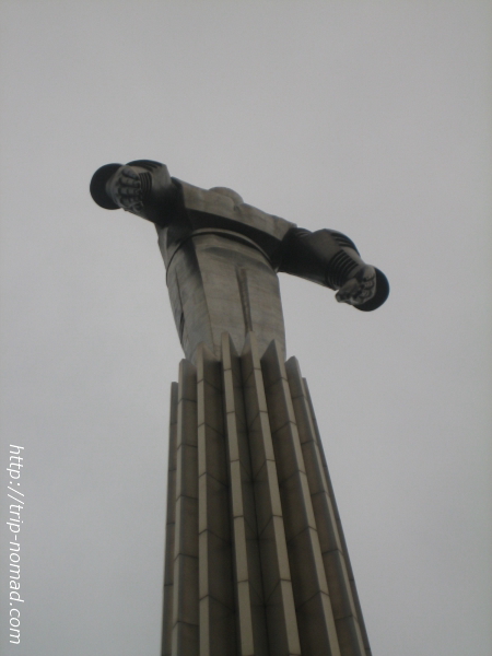 ロシアモスクワ『ガガーリンの銅像』画像