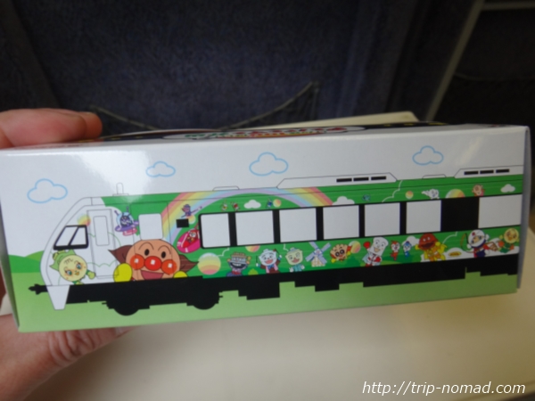 高松駅『アンパンマン弁当』箱の横のイラスト画像