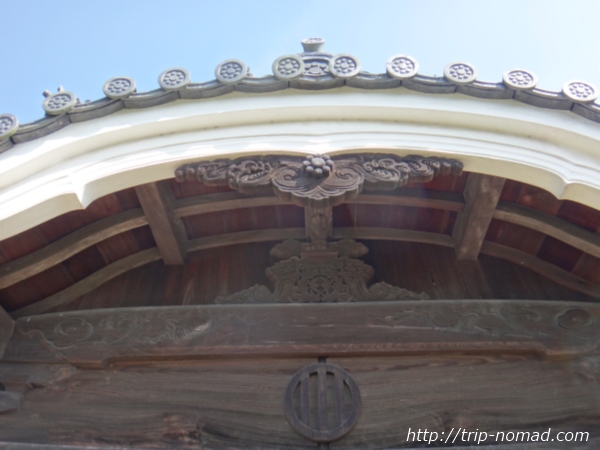 『宇和島城』天守入り口上部の屋根画像