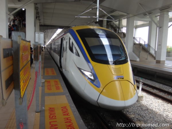 マレーシア鉄道KTM車両画像